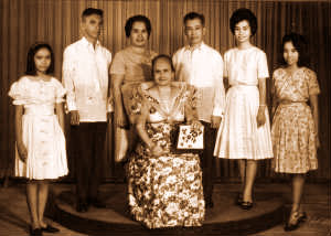 familypic60.jpg